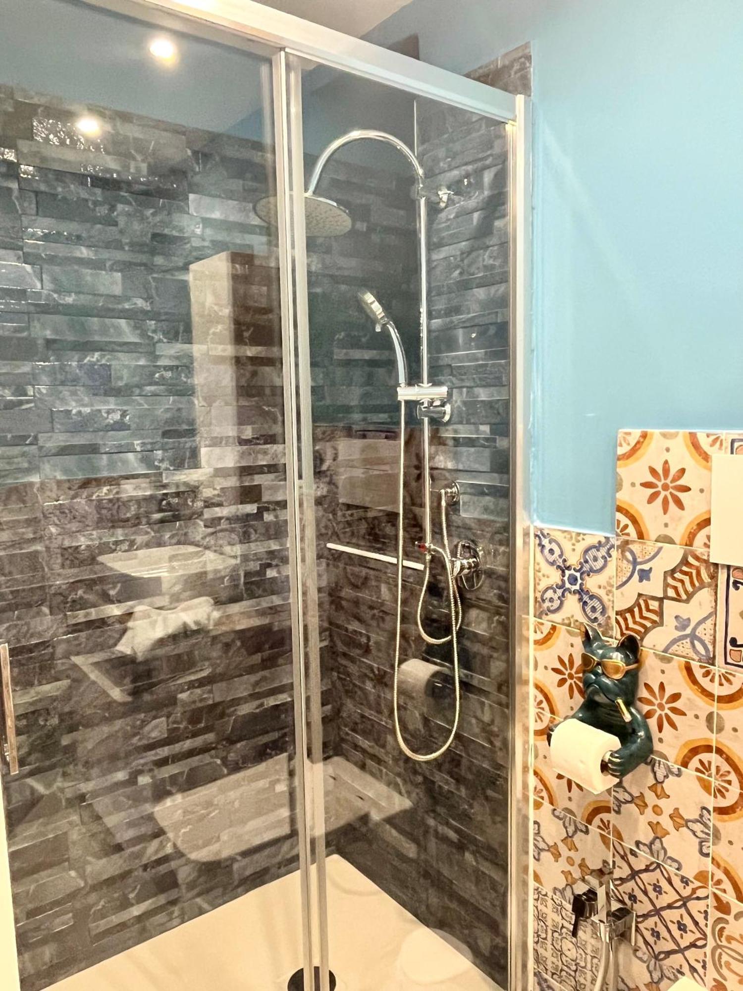 B&B Dimora Emily 팔레르모 외부 사진